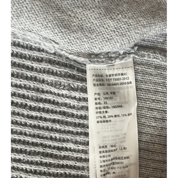 Abercrombie & Fitch Women's Size XS Gray Sweater Cardigan Pockets Long Sleeve - Picture 4 of 8